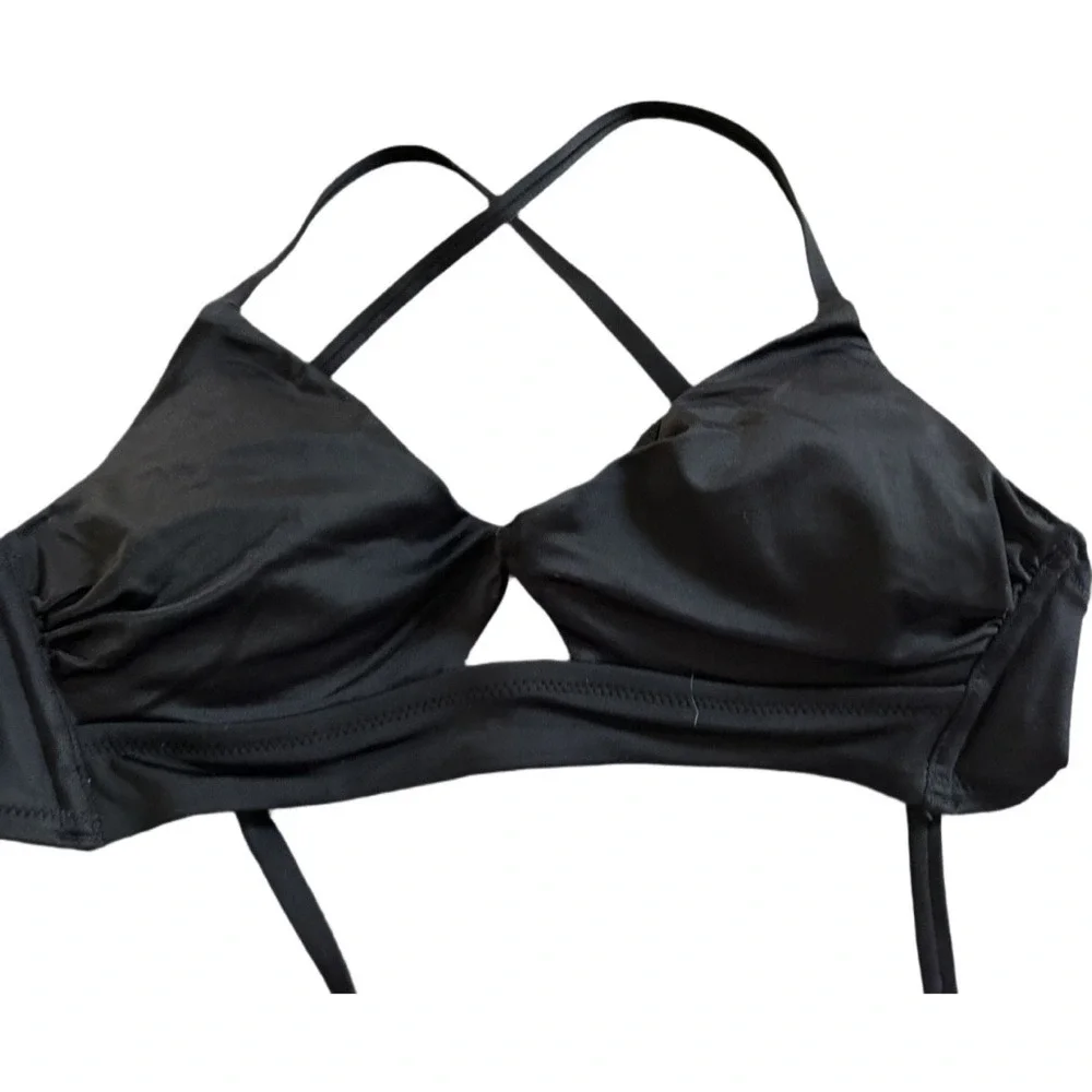 Shade & Shore Black Bikini Top 32B NWT Underwire Adjustable Straps Swim Top